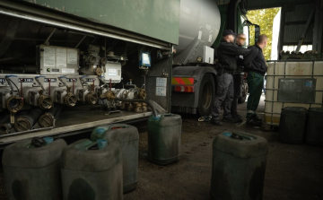 Illegális benzinkút működött egy fehérvári kamionmosóban