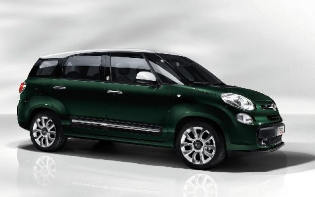 Nem a forma teszi – itt a 7 személyes Fiat 500L